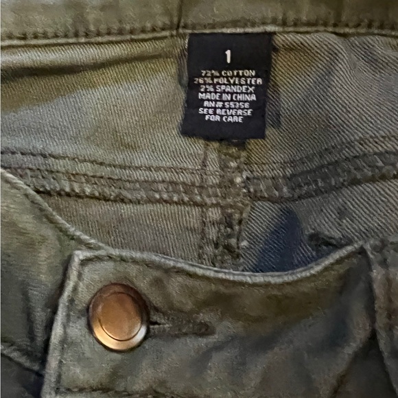 Poured in Blue (green) jeans size 1 - Picture 5 of 5